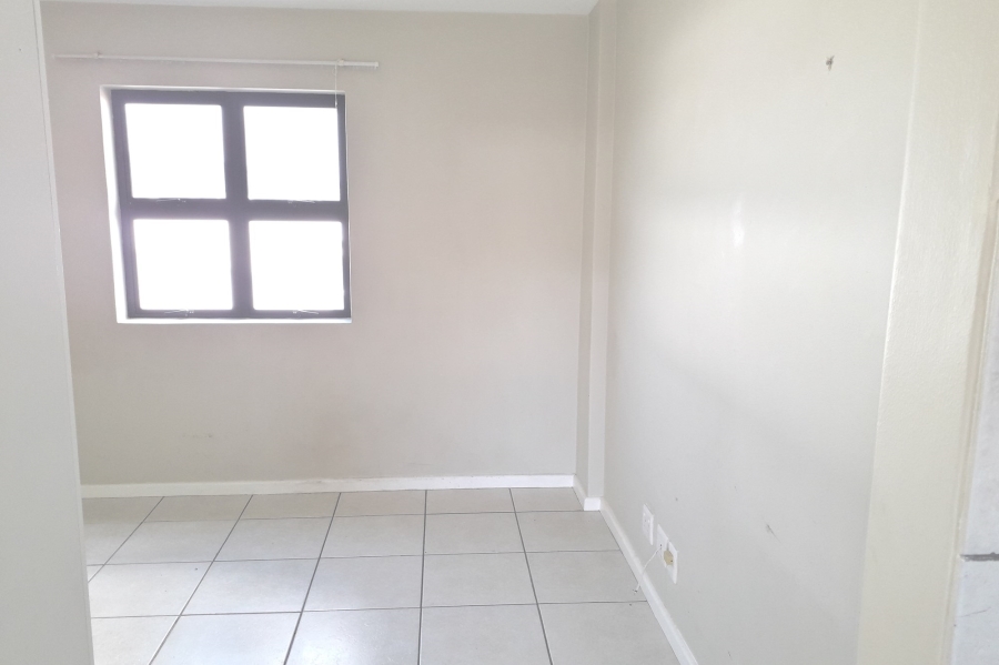 To Let 0 Bedroom Property for Rent in Maitland Western Cape
